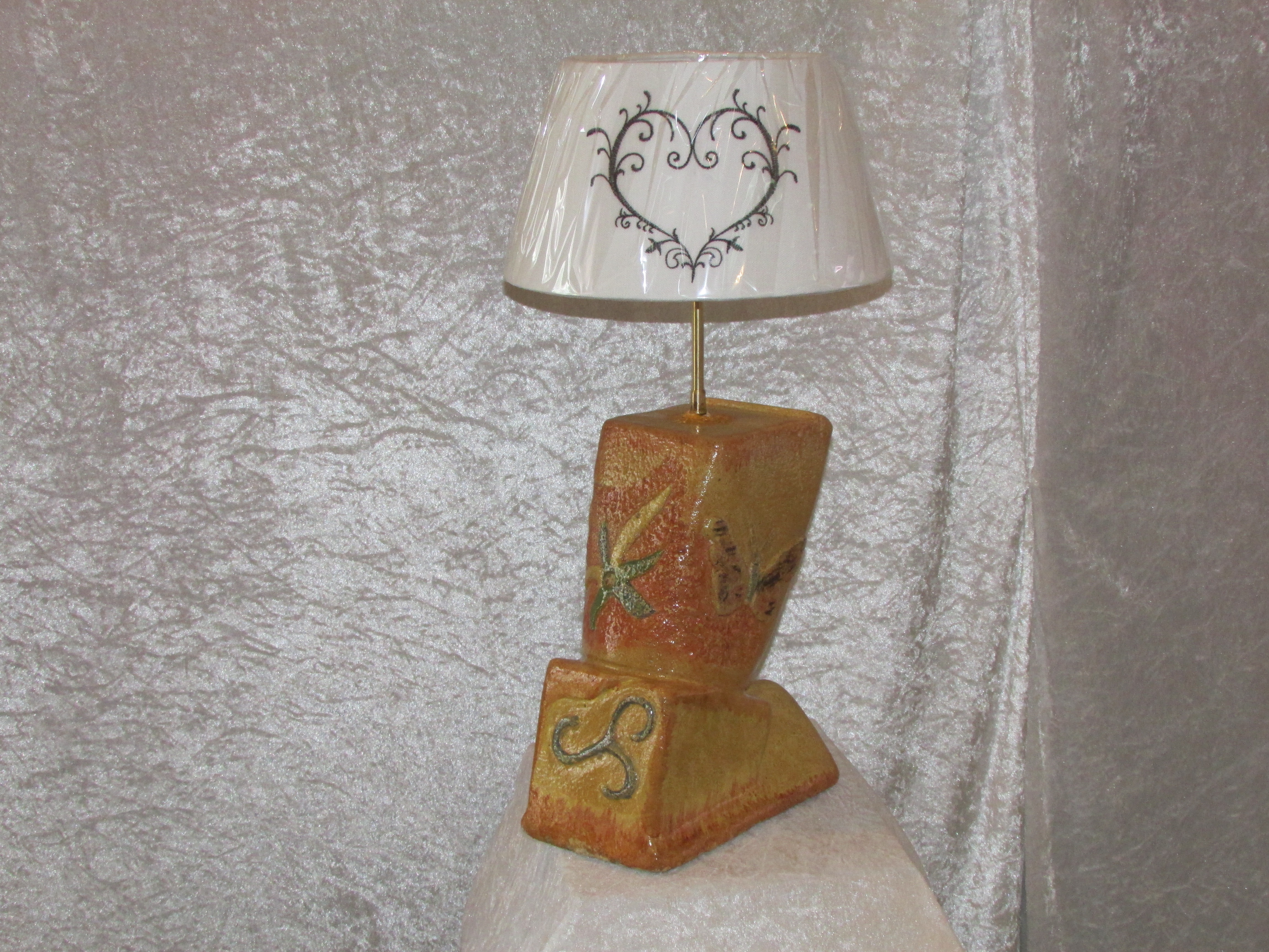Lampe unique, création artisanale à Saint-Maden